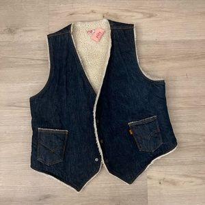 Levi’s vest